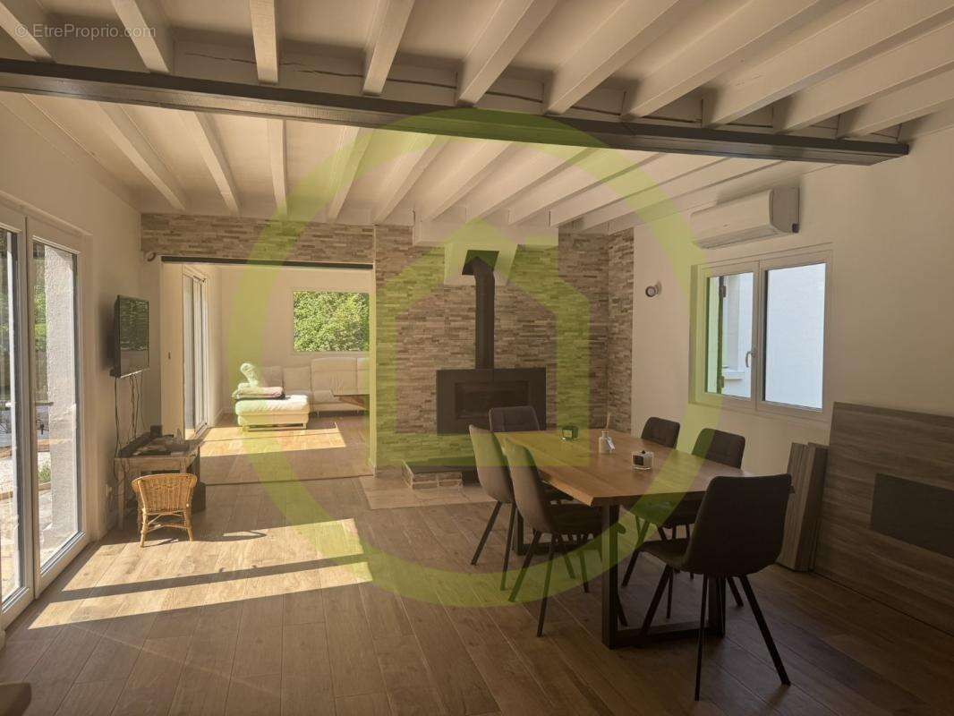 Maison à LIGNY-LE-RIBAULT
