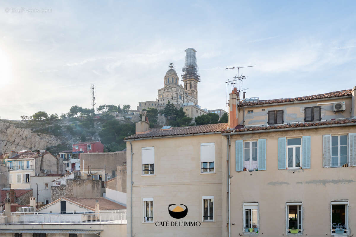 Appartement à MARSEILLE-6E