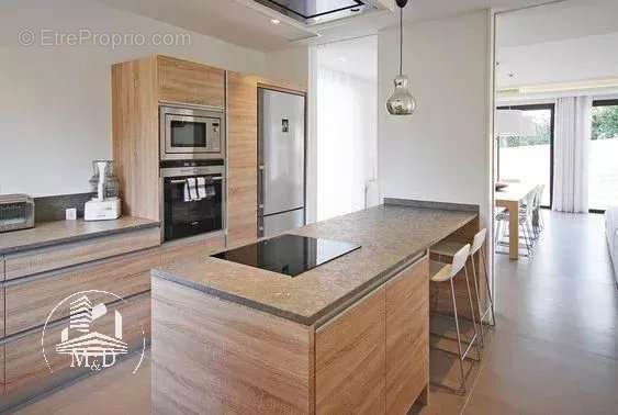 Maison à CASTELGINEST