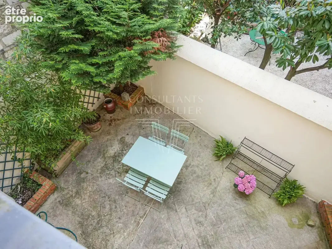 Maison -  6 chambres - photo 2