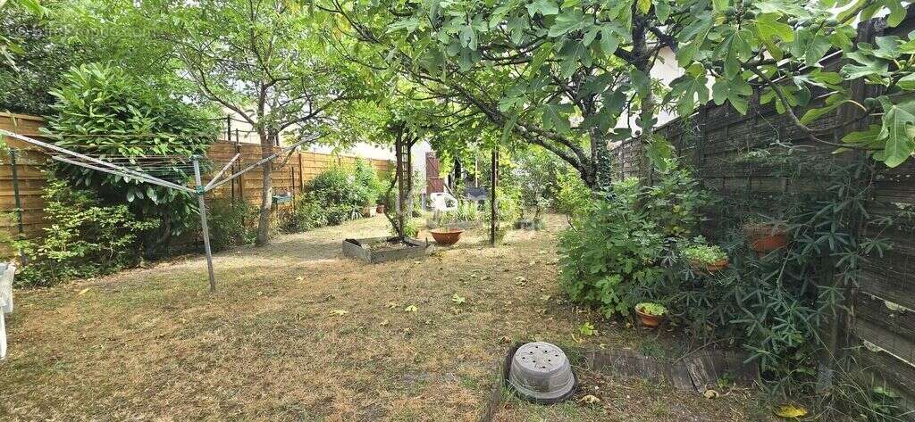 Maison à VILLENAVE-D'ORNON