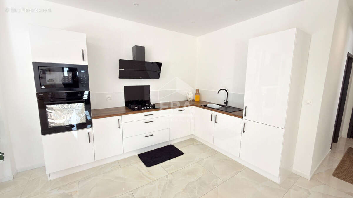 Maison à BONCHAMP-LES-LAVAL