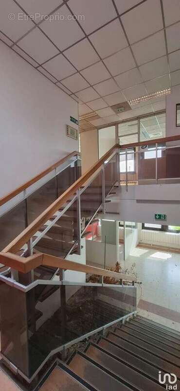 Photo 9 - Commerce à PONT-SAINTE-MARIE