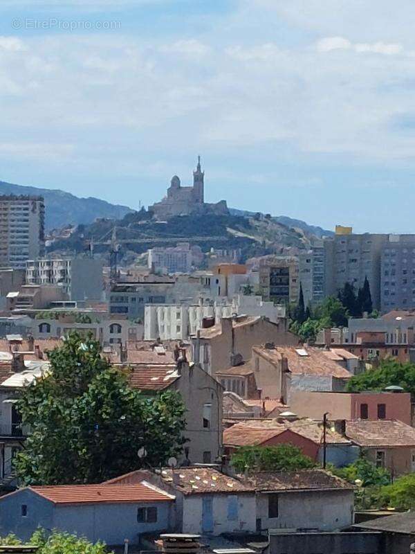 Appartement à MARSEILLE-14E
