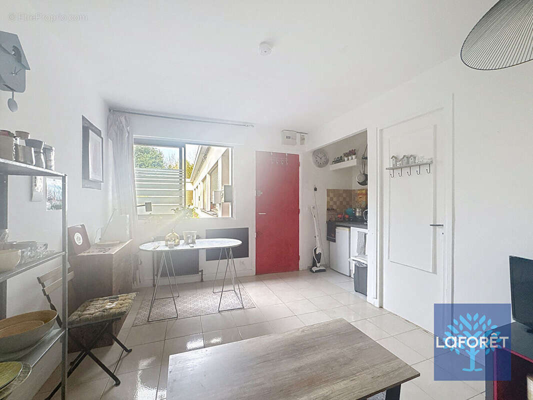 Appartement à CHILLY-MAZARIN