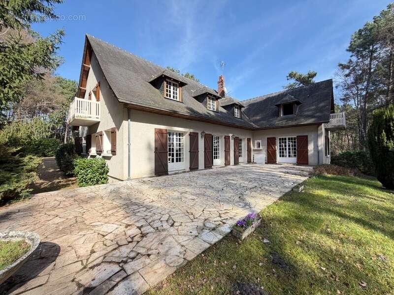 Maison à LINIERES-BOUTON