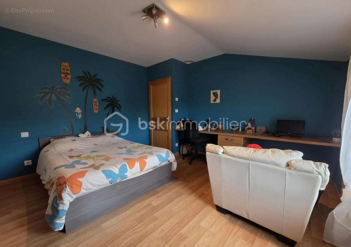 Maison Familliale T5 avec piscine - photo 7