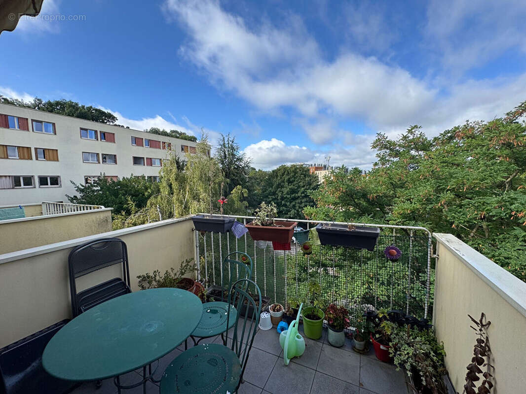 Appartement à CHAVILLE