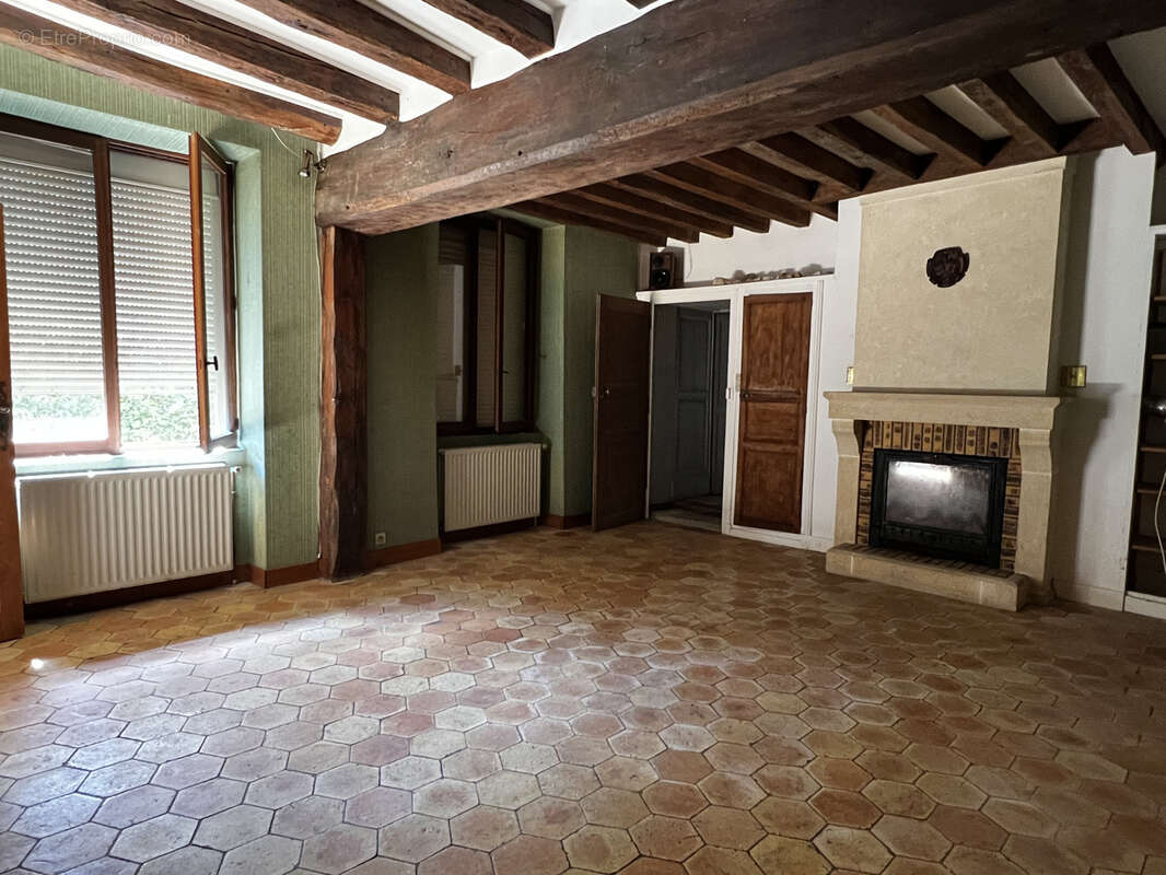Maison à BETHONVILLIERS