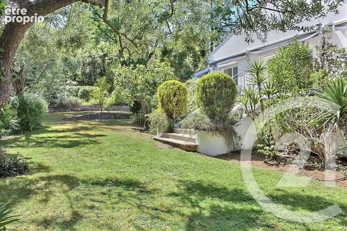 Maison 9 pièces 214 m² à vendre à Roquefort-Les-Pins (06330) - photo 18