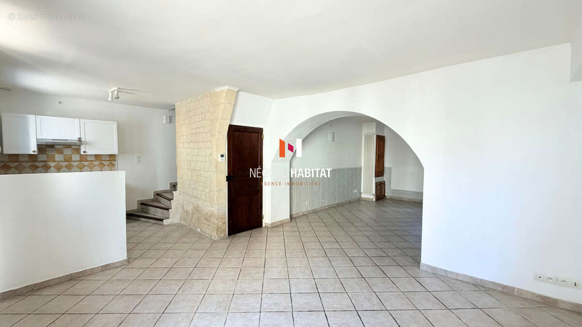 Entre-vignes - Maison de village 4 pièces   75,92 m2   3 chambres   Terrasse   À 15 min de Lunel - photo 3