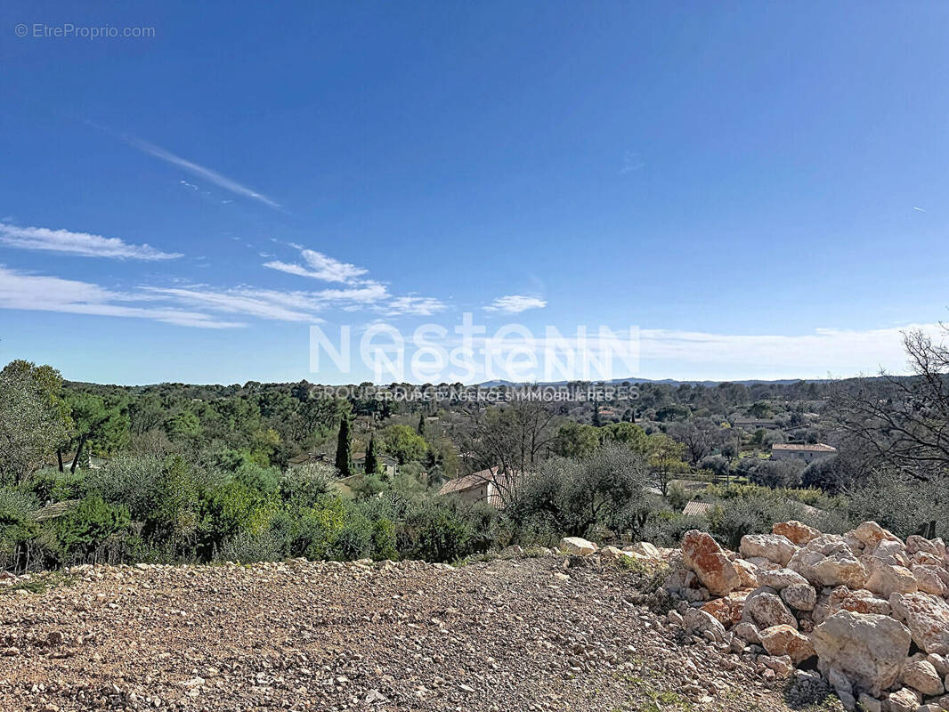 Terrain à ROQUEFORT-LES-PINS