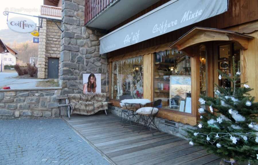 Commerce à VALLOIRE