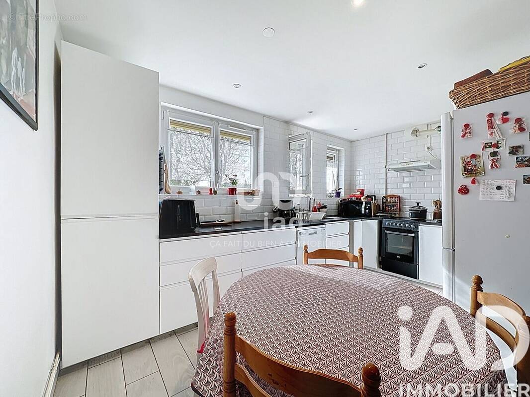 Photo 1 - Appartement à DAMMARIE-LES-LYS