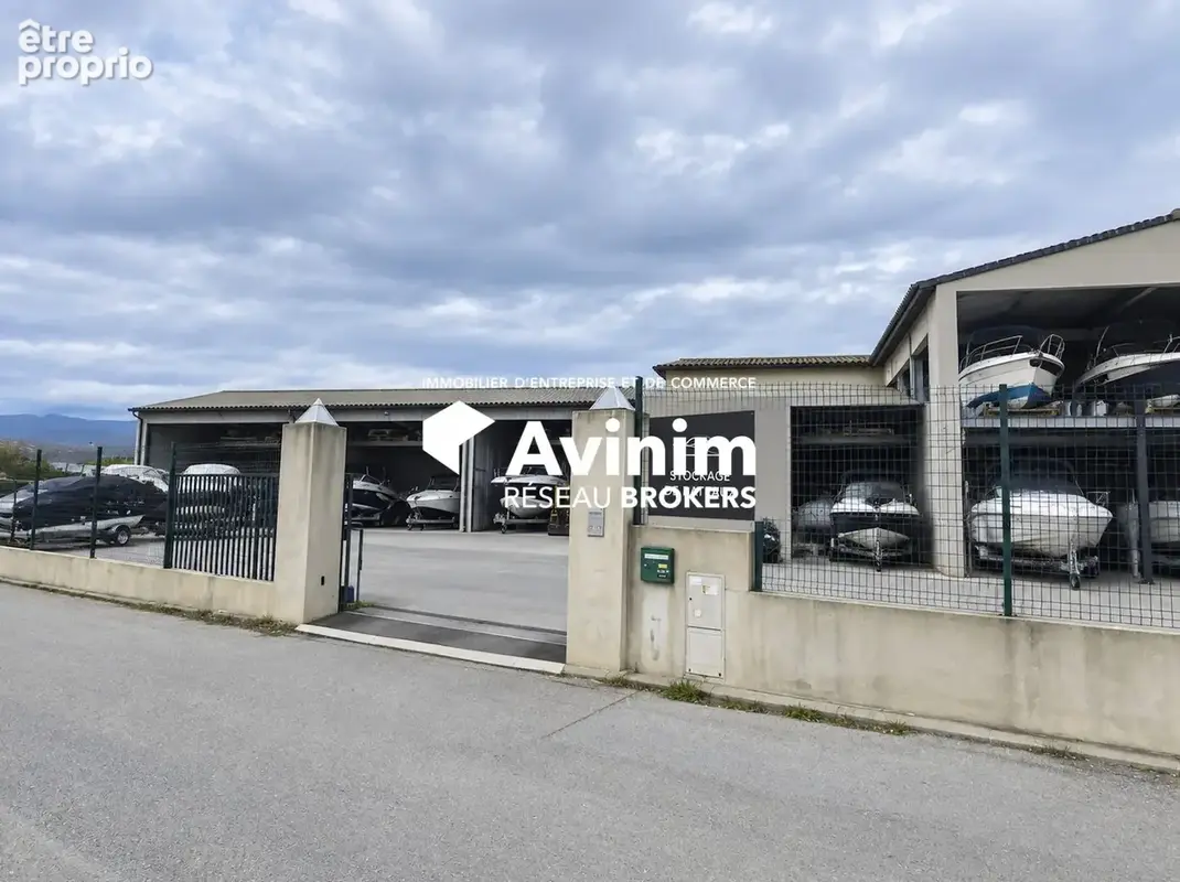 Commerce 900 m² à vendre à Fayence (83440) - photo 9