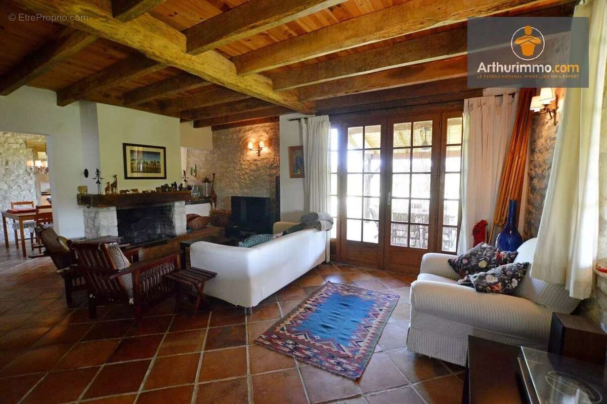 Maison à DURAS