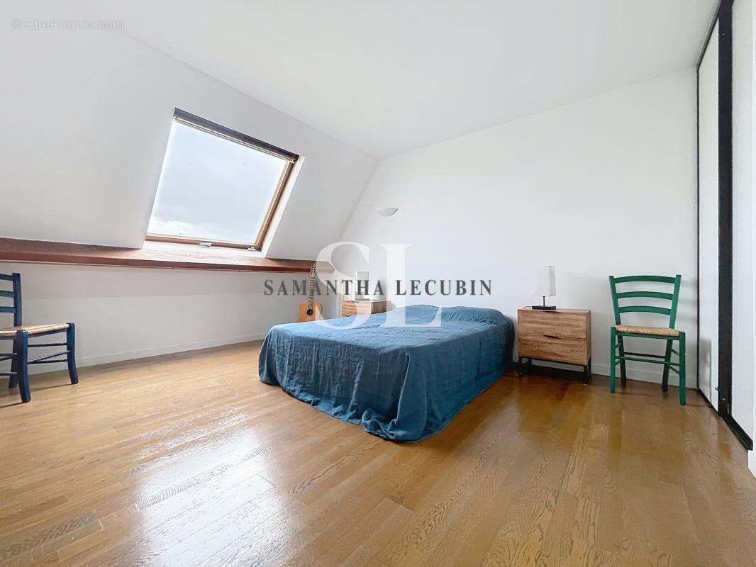 Maison 145 m² à Romainville  - photo 10