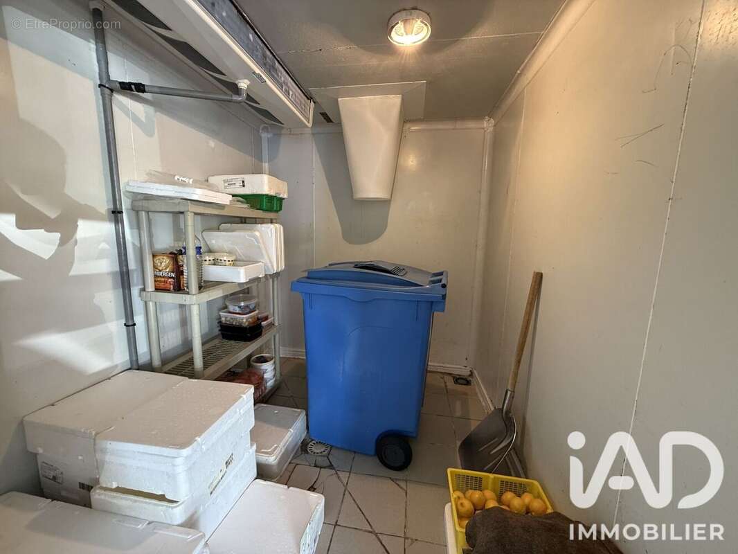 Commerce 55 m² à Pechbonnieu  - photo 3