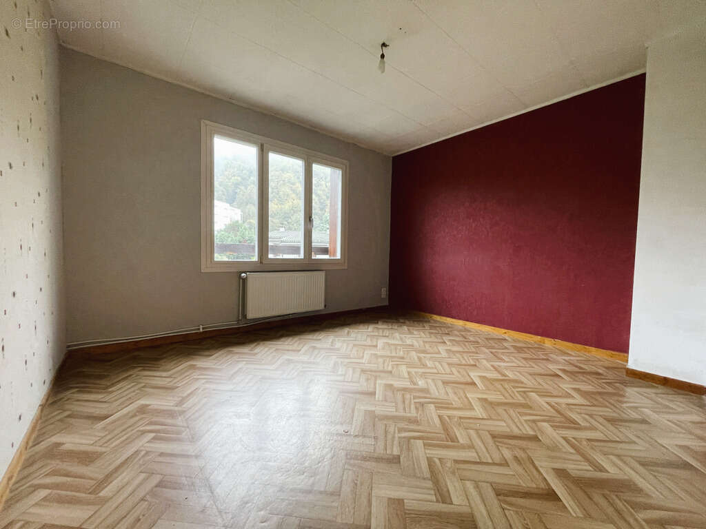 Appartement à DOMENE