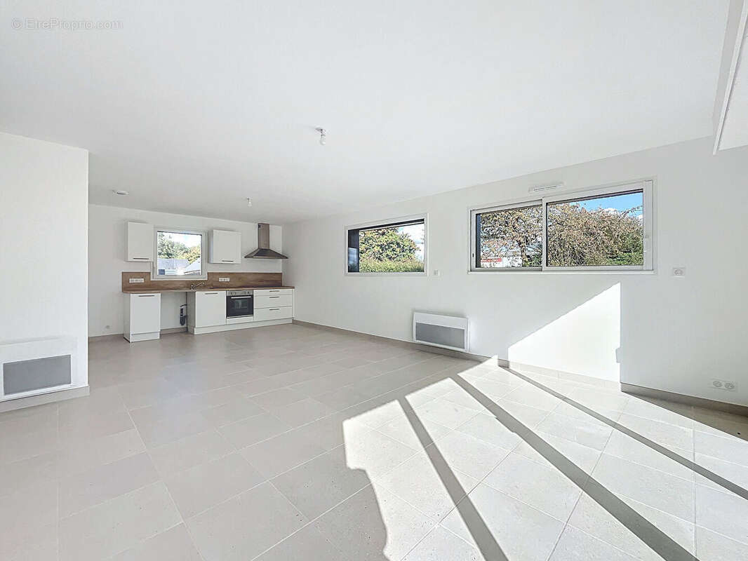 Maison à SAINT-PIERRE-DE-PLESGUEN