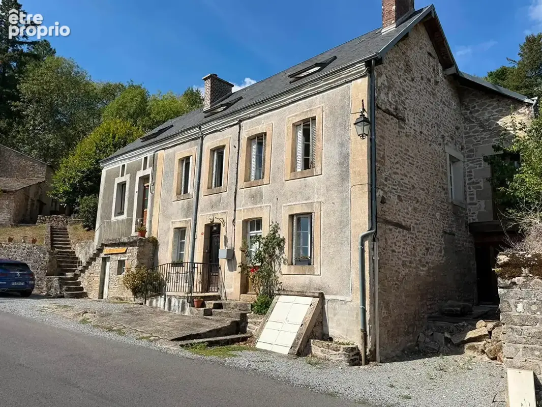 Maison à BERSAC-SUR-RIVALIER