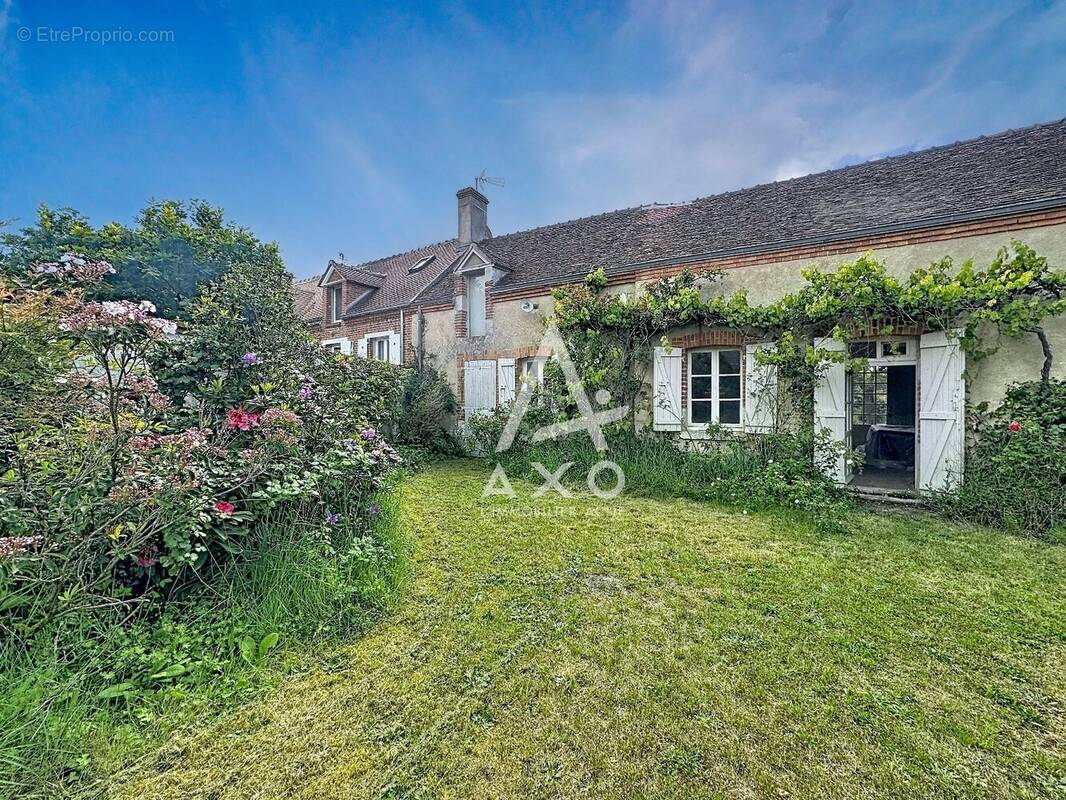 Maison à GUILLY
