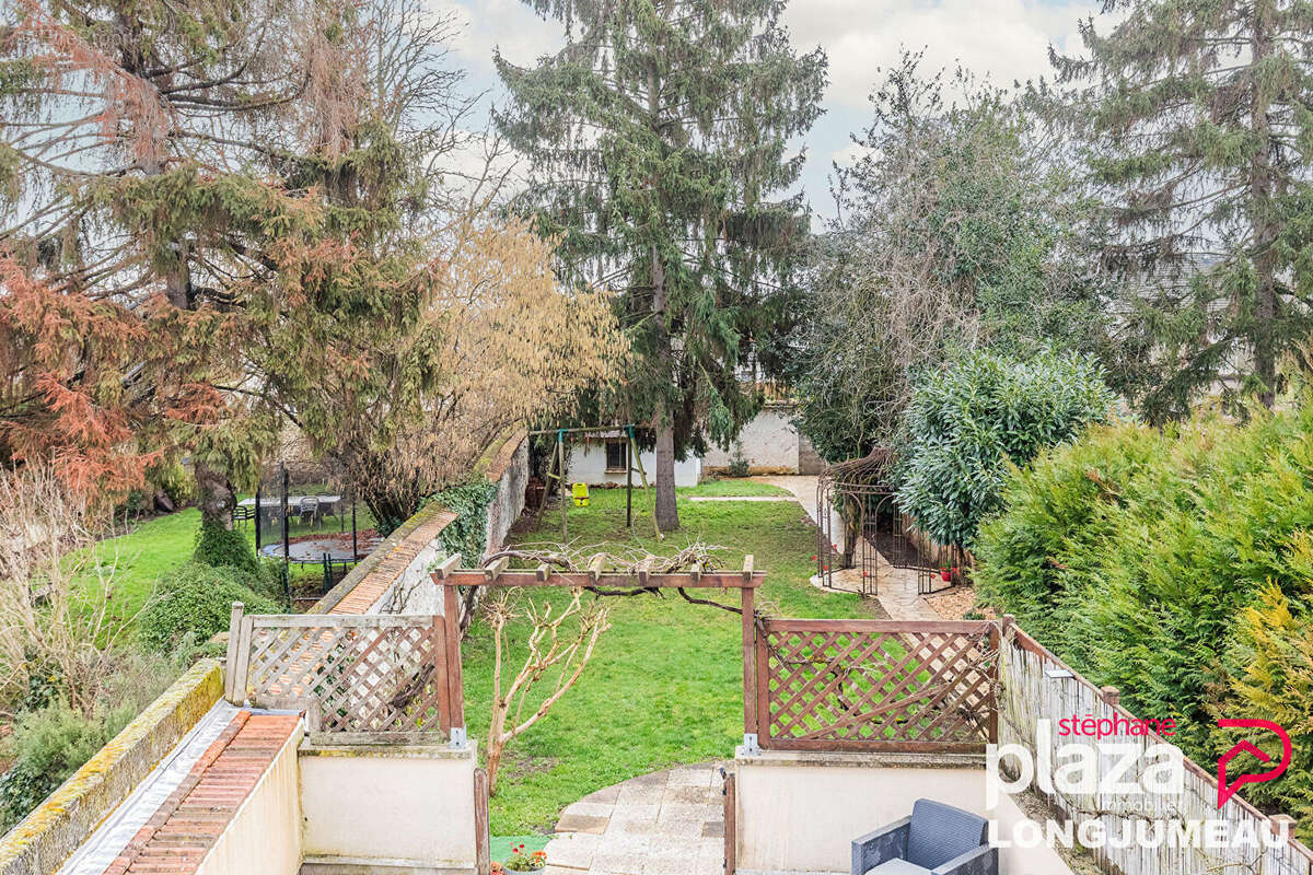 Maison à SAULX-LES-CHARTREUX