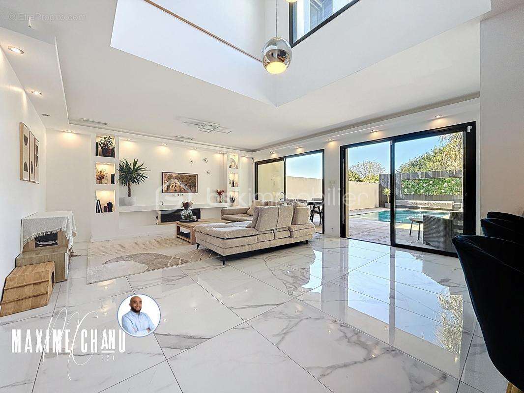 Maison à COURNONTERRAL