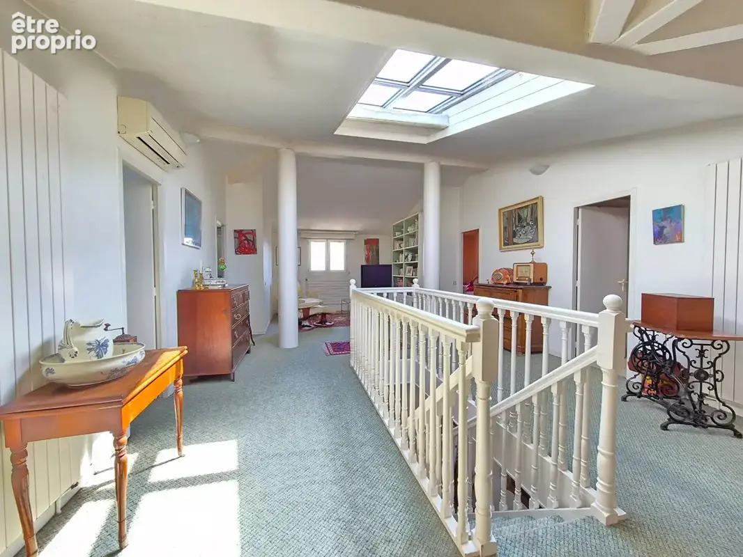 Le Bouscat - Maison 213 m² - Extérieur 175 m² - Garage double - photo 9