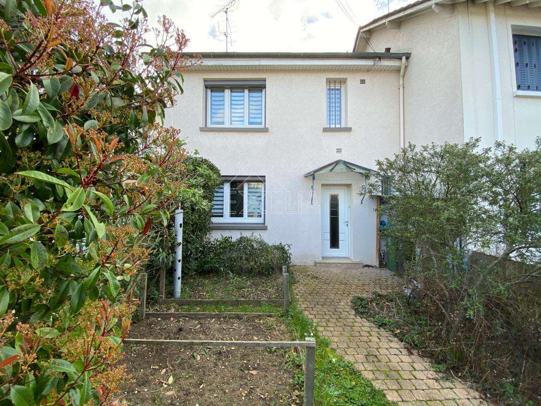 Maison 5 pièces 90,79 m² avec jardin à Rosny-sur-Seine - photo 3