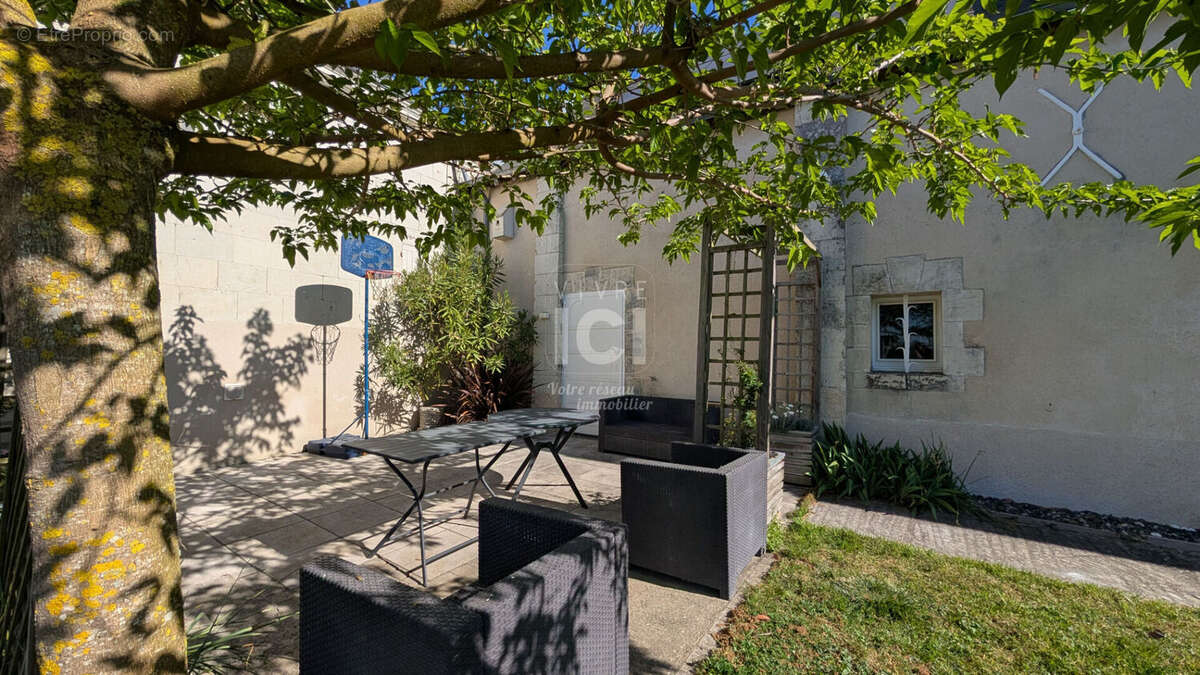 Maison à SAINT-MATHURIN-SUR-LOIRE