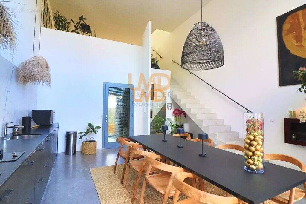 Maison à SAINT-MAXIMIN-LA-SAINTE-BAUME