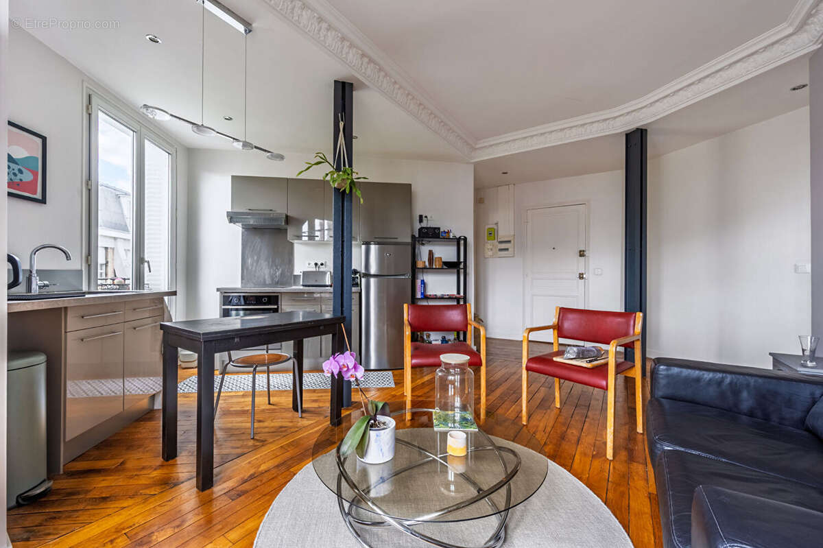 Appartement à MONTROUGE