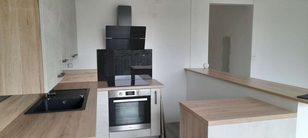 Appartement à BRUYERES-LE-CHATEL