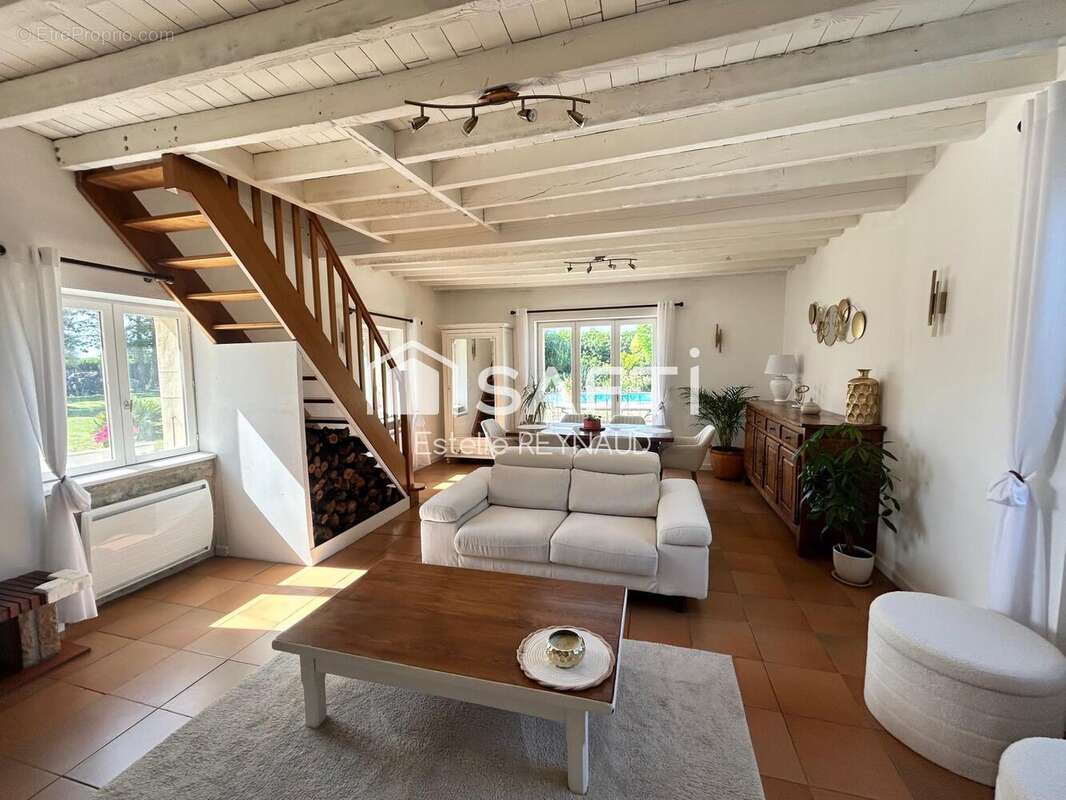 Photo 3 - Maison à LIVRON-SUR-DROME
