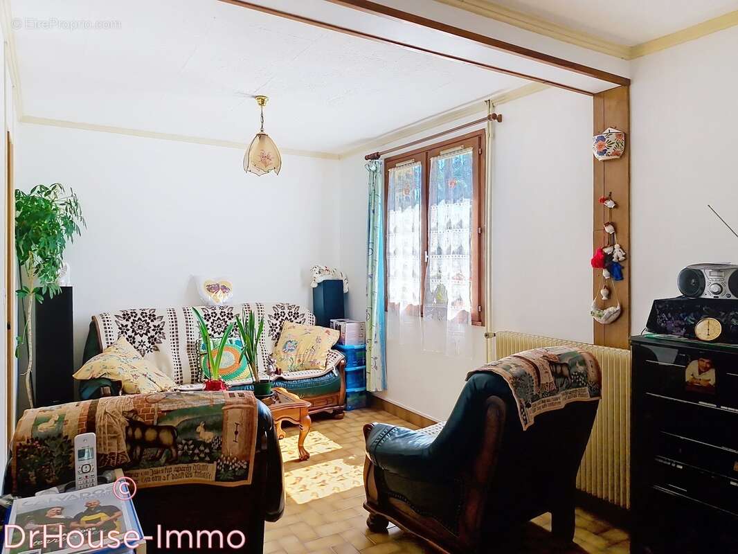 Maison à LE MESNIL-GUILLAUME