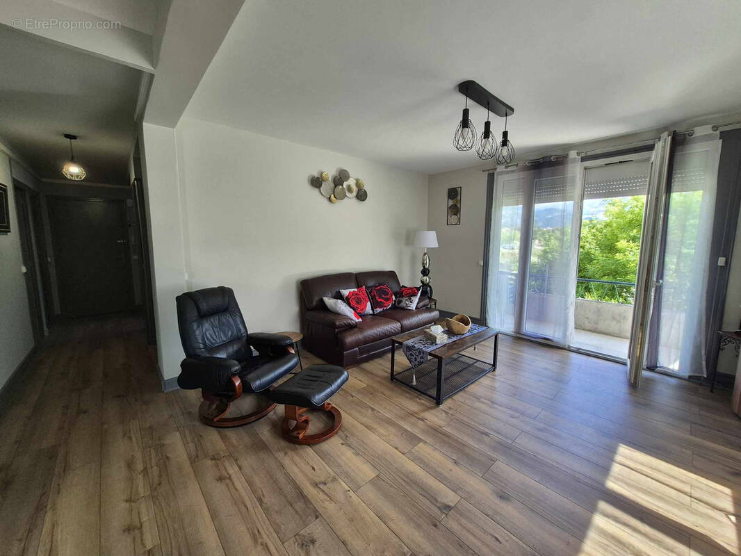 Appartement à DIE
