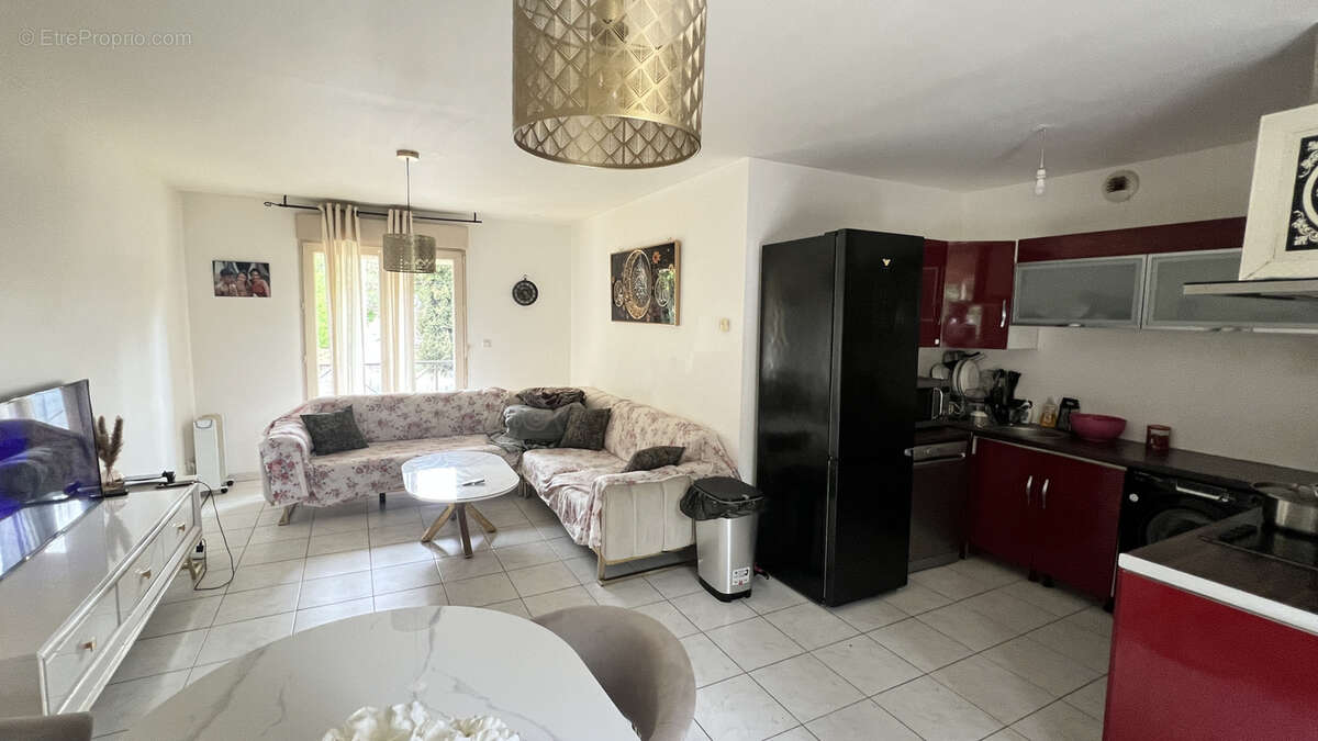 Appartement à LA FERTE-ALAIS