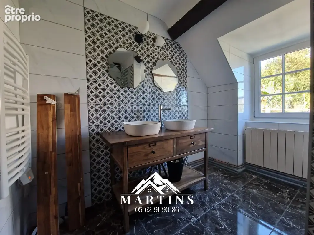 ARGELES-GAZOST - Charmante maison bigourdane en centre ville d'ARGELES-GAZOST. - photo 10