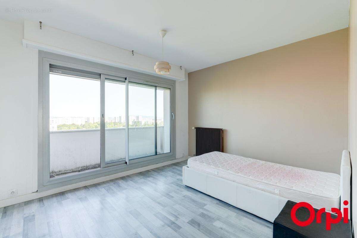 Appartement à VENISSIEUX