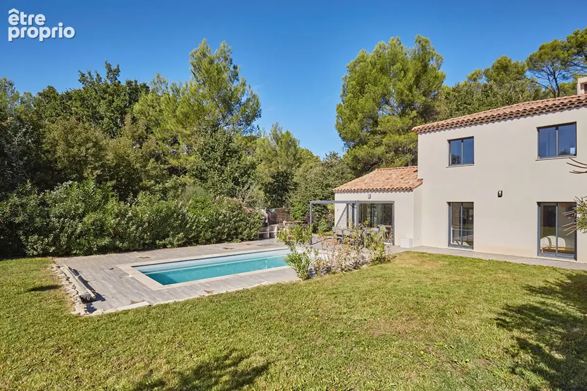 Maison à ROGNES