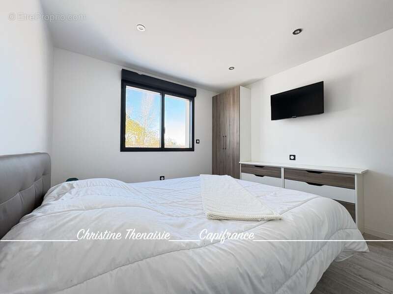 Maison à vendre Contemporaine - 2 chambres avec salle d'eau privative - Grand terrain  SAINT JEAN DE MONTS (85) - photo 15