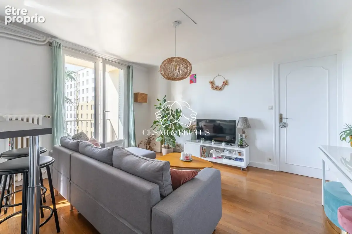 Appartement à LYON-8E