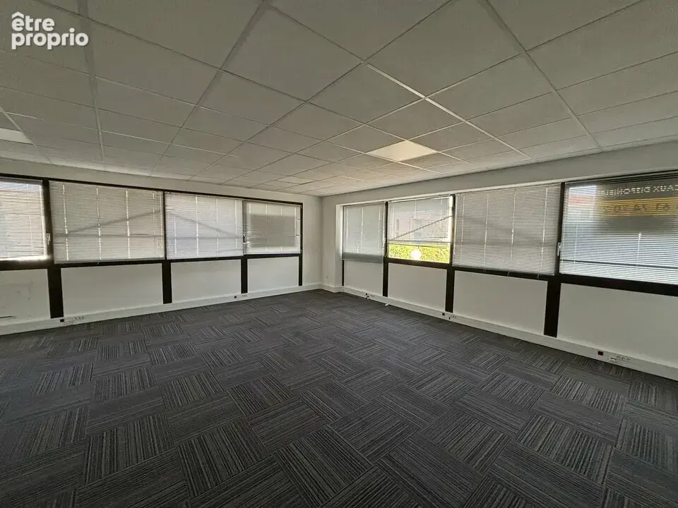 Commerce 688 m² à vendre à Balma (31130) - photo 9