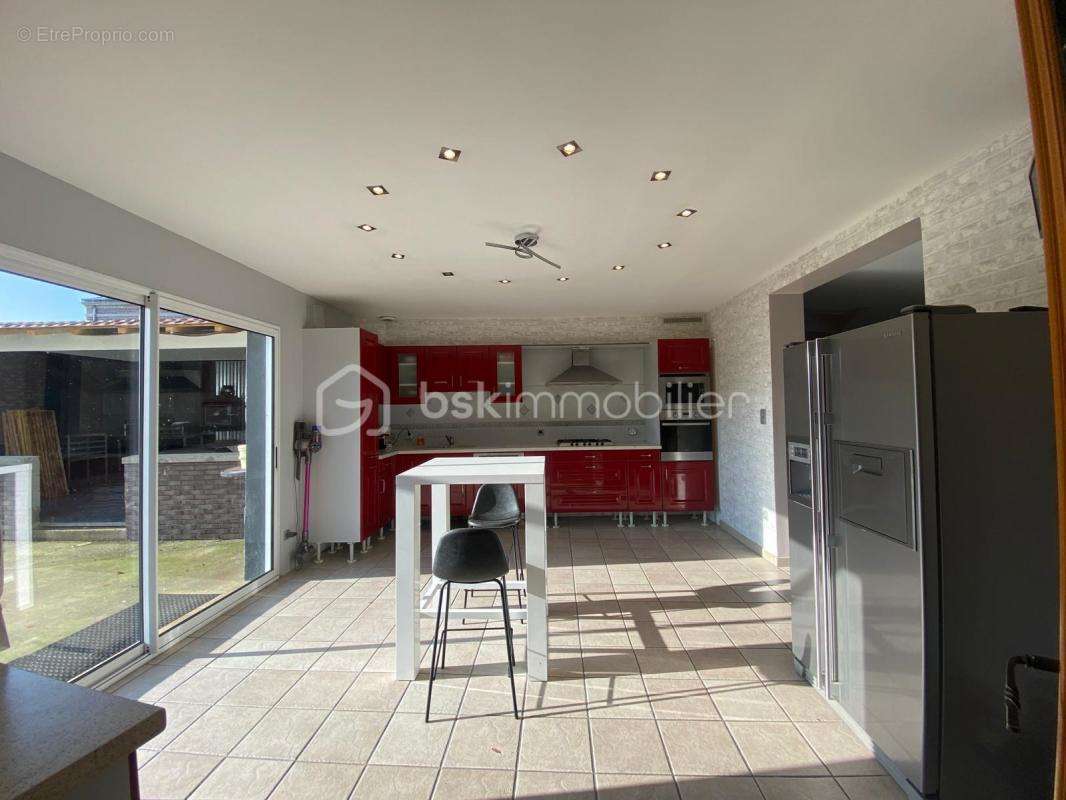 Maison à VILLERS-BRETONNEUX