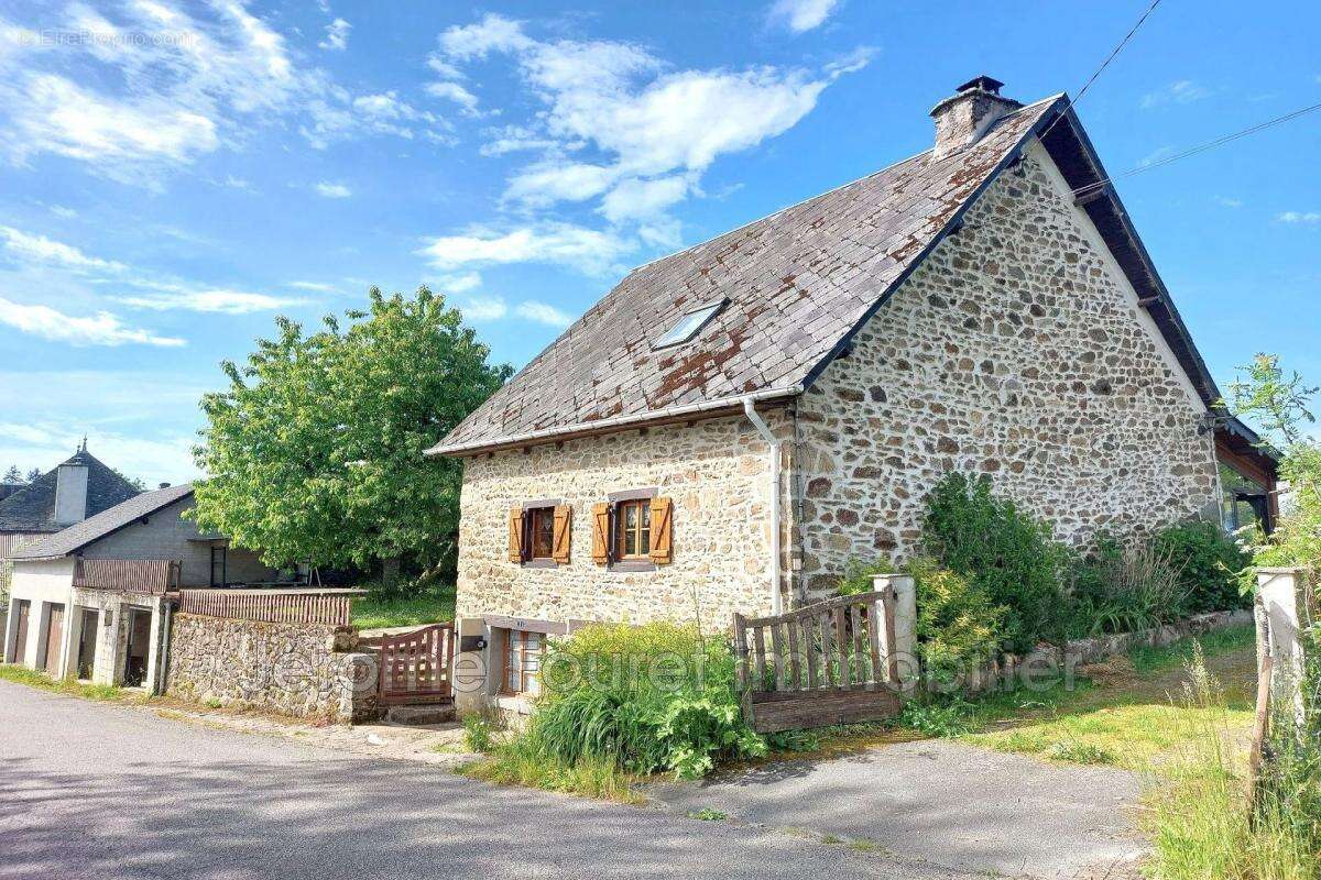 Maison à COURTEIX