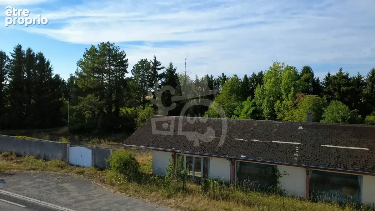 Terrain de 17 960 m2 avec 145 m2 de bâti - photo 6