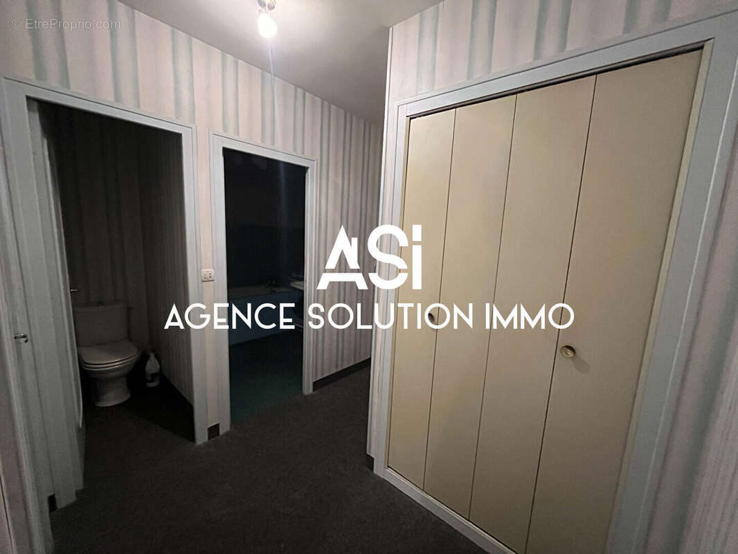 Maison à VILLAINES-LA-JUHEL