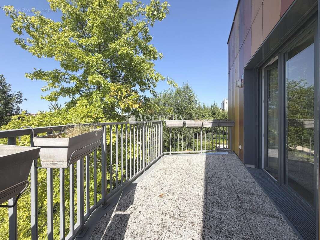 Appartement 61 m² à Bussy-Saint-Georges  - photo 9