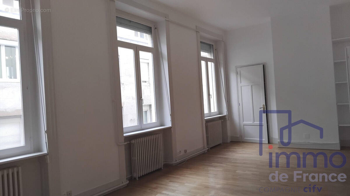 Appartement à SAINT-ETIENNE